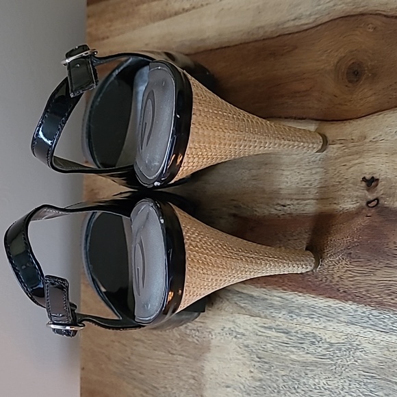 Guess High Heels - Picture 4 of 6